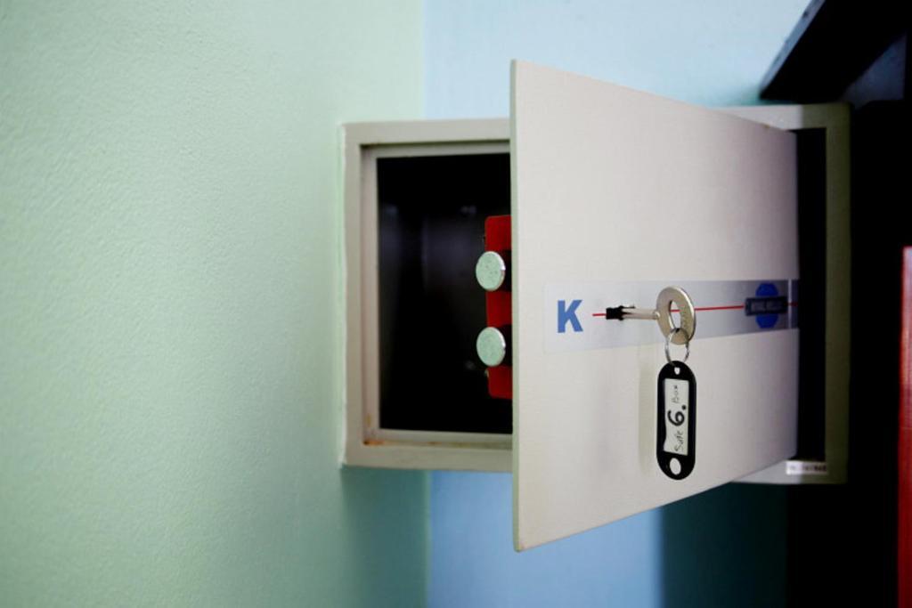 Plubis Studios Kalamákion Eksteriør billede